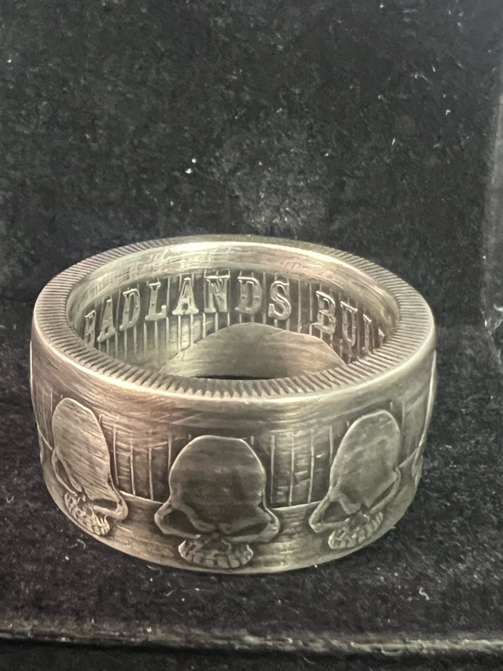 .999 BADLANDS BULLION 1oz RING. COIN RING - Picture 3 of 12